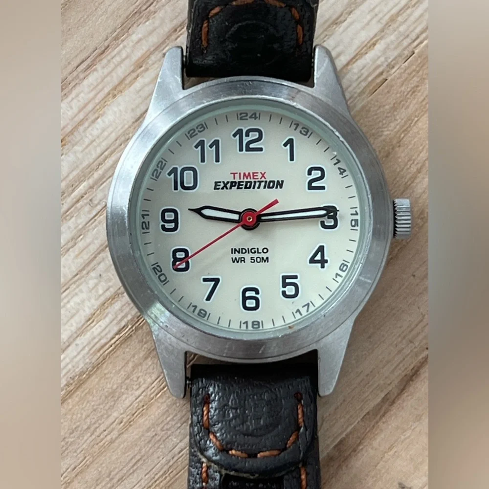 Timex Expedition Ladies Watch Indiglo Light-Up Dial Stainless Case Leather Strap